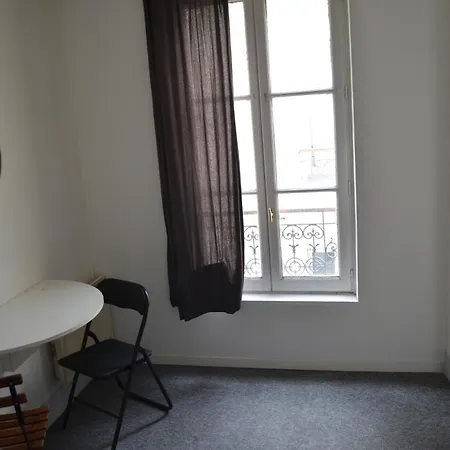 Apartamento 18 *
